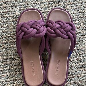 NWT Rothy's Summer Sandal in Blackberry